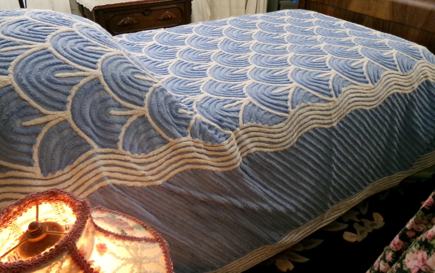 White & Blue Vintage Chenille Bedspread, Tidal Waves, Full Sz Shabby Seaside Cottage Style