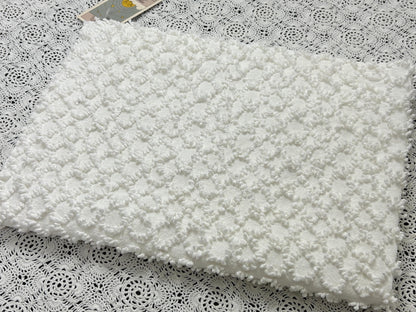 White Vintage Chenille Fabric, Eternity Link Chains, 22x34" Quilt Textile