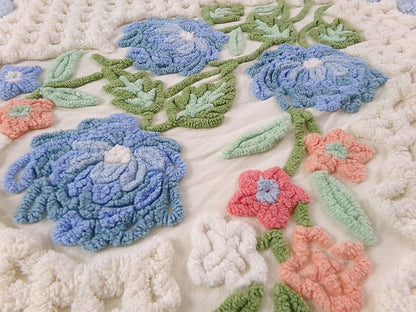 Vintage 1950s Buttercream Floral Chenille Bedspread Heavyweight, Full Size Boxed Fitted Design