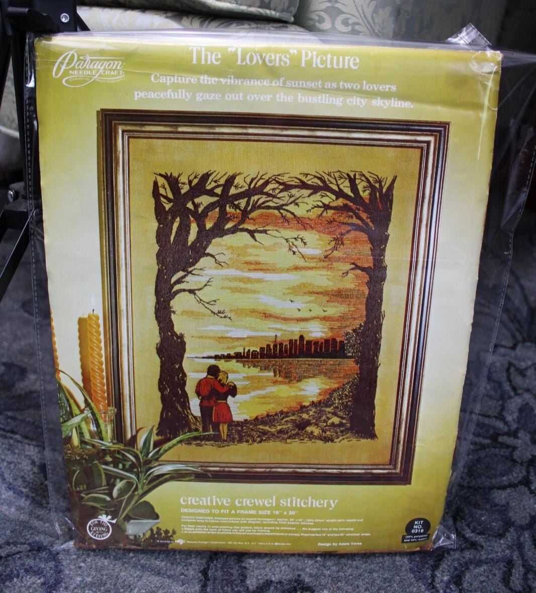 Vintage THE LOVERS Crewel Embroidery Kit Hippie Romance Paragon Stitchery 0319