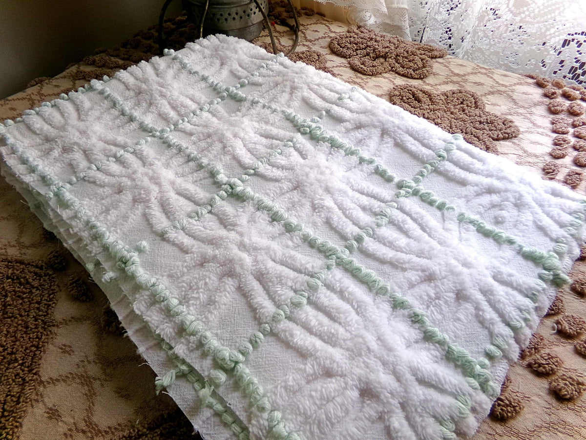 Vintage Chenille Fabric, Mint Green Pearl Pops White Spider Rings, 18x25"