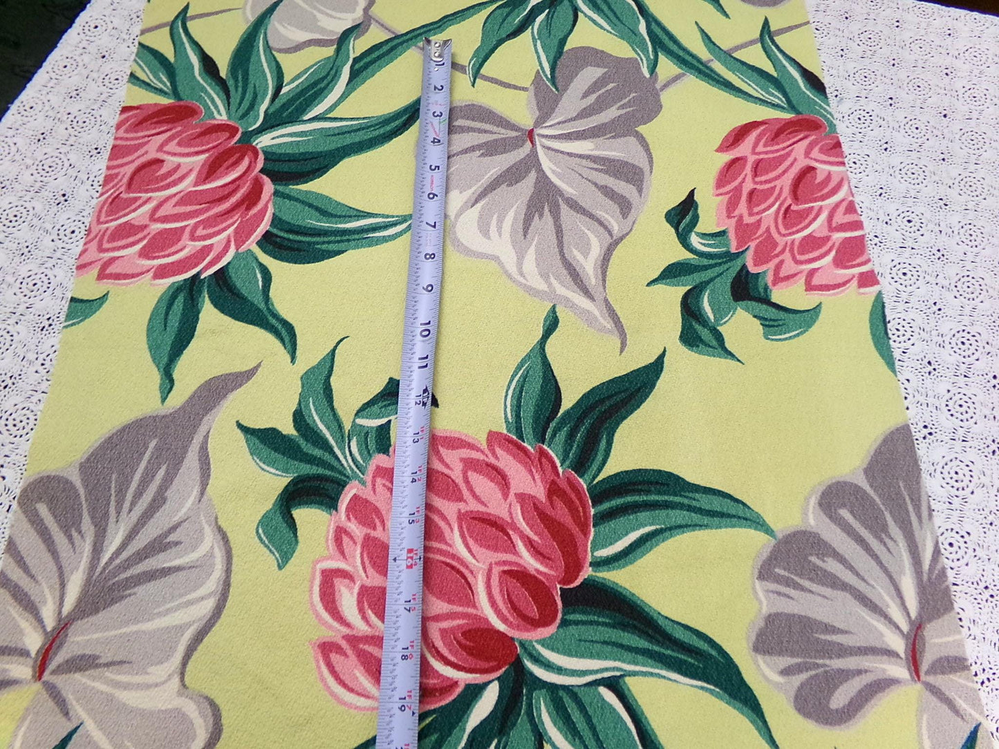 Vintage Barkcloth Fabric, Bold Pink Ginger Bloom Florals, Gray Tropical Elephant Ears 21" x40"