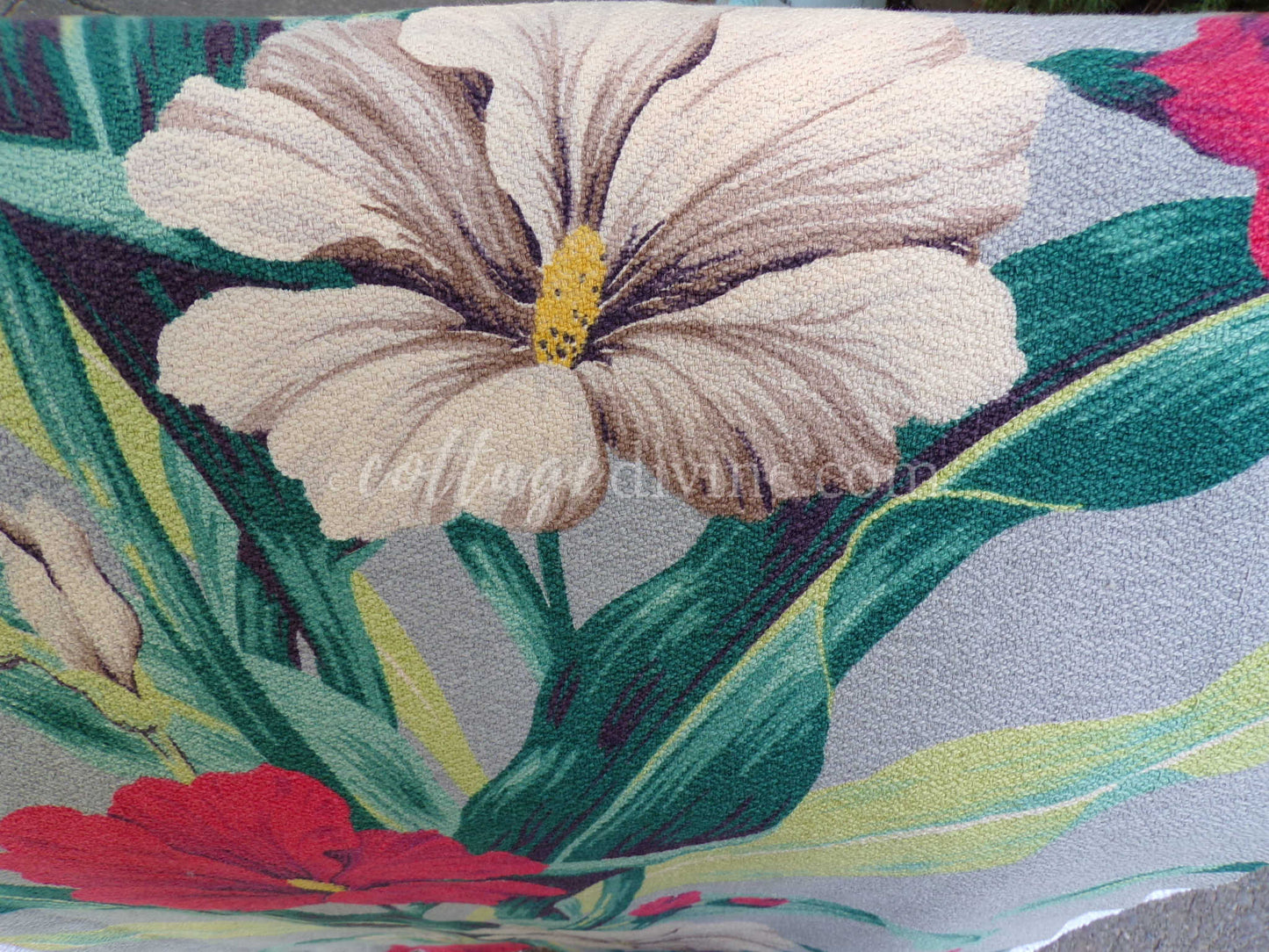 Tropical Vintage Barkcloth Fabric Piece, Salvaged MCM Exotic Botanical Island Hibiscus Print, 19" x 28" cut piece for fiber arts, sewing