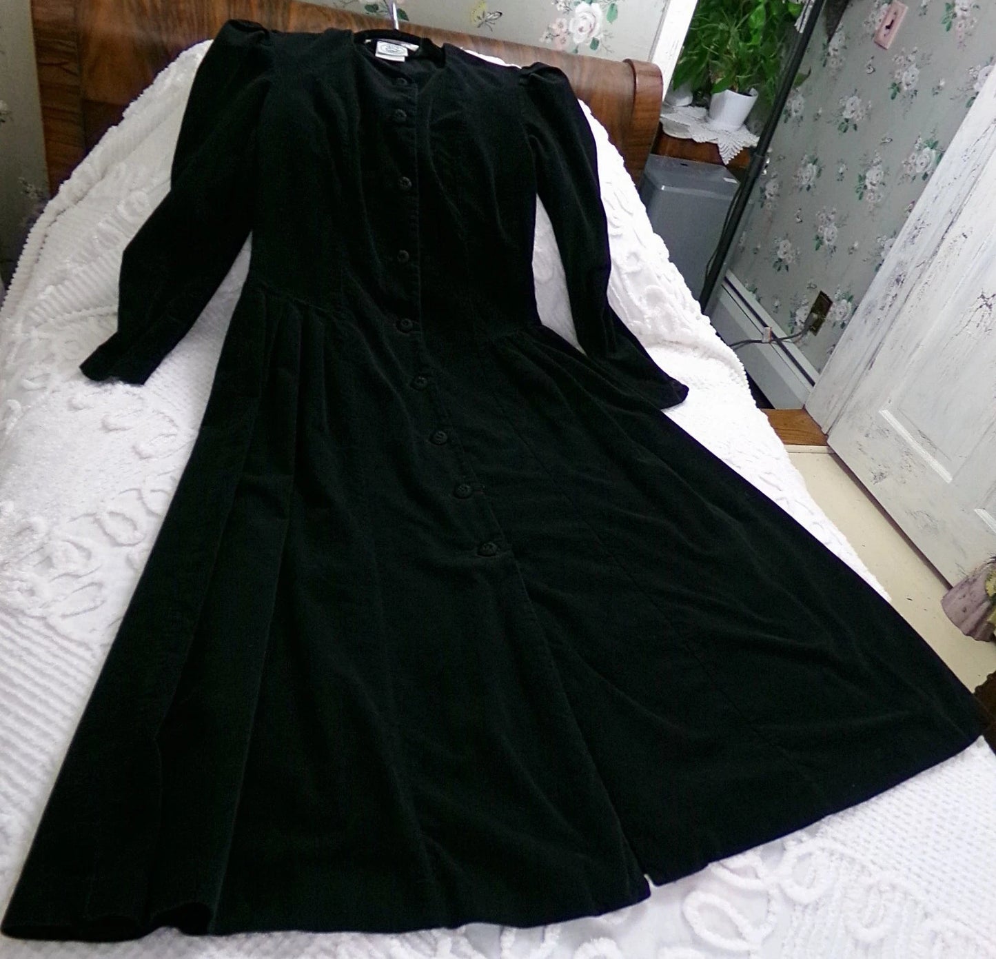 Vintage Laura Ashley Corduroy Dress Black Steampunk Victorian England Gothic Style 8