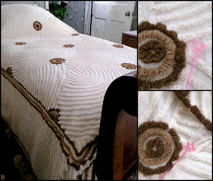 Vintage Chenille Bedspread Scalloped Shell Design Brown Donut Medallions, FULL Size