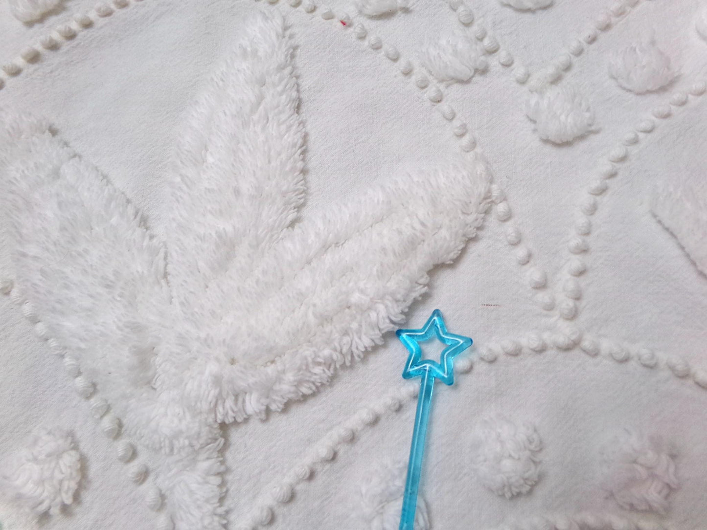 Dainty Vintage Chenille Fabric, Creamy Botanical Leaf Pearl Dots, 20x20" Piece