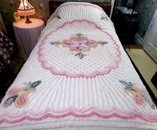 Vintage Chenille Bedspread Euro Design FITTED Full Size Fabricade Pink Rose Floral