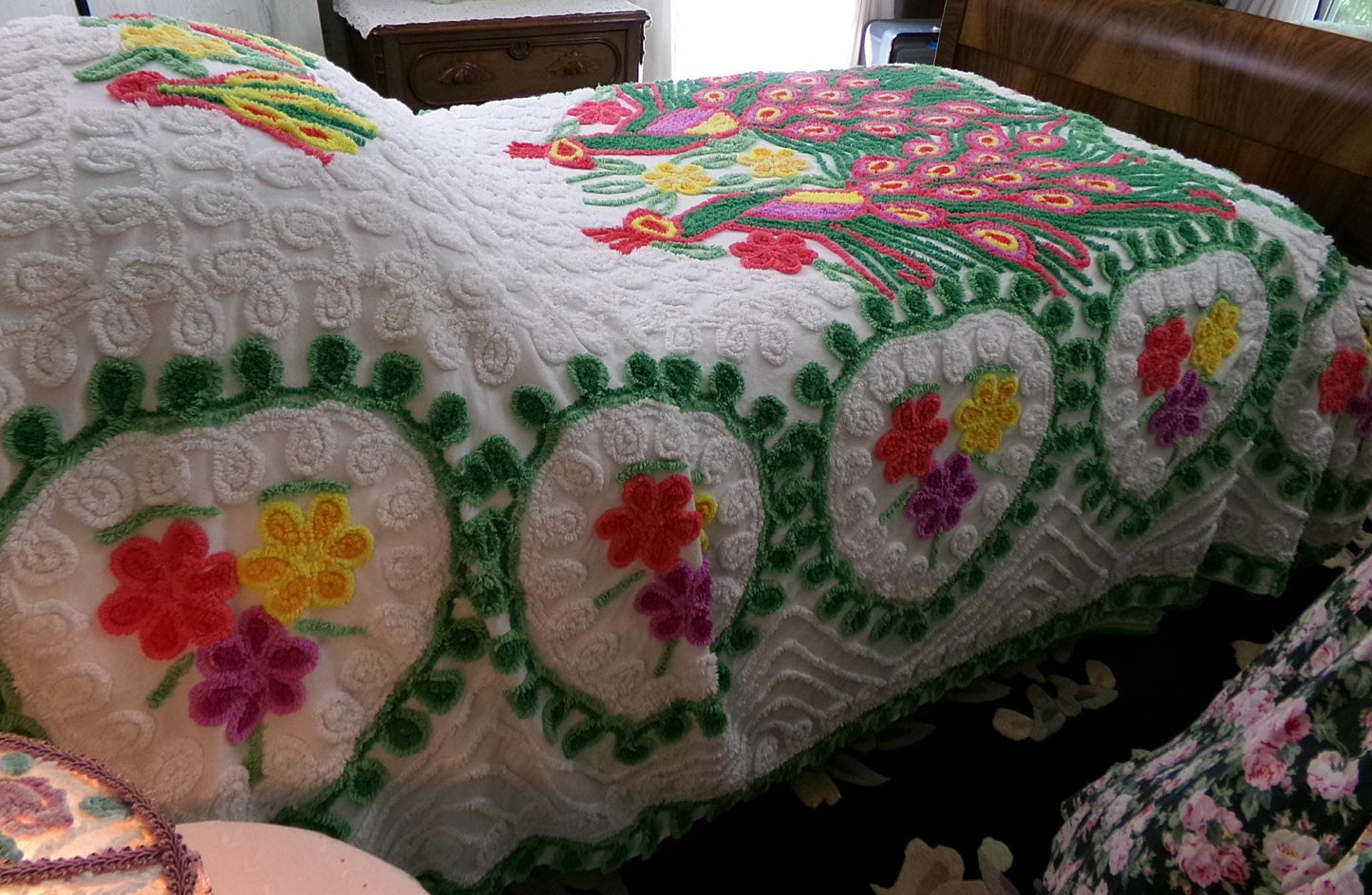 Peacock Vintage Chenille Bedspread, Full Sz Pink & Green Lovebirds, Rainbow Hearts