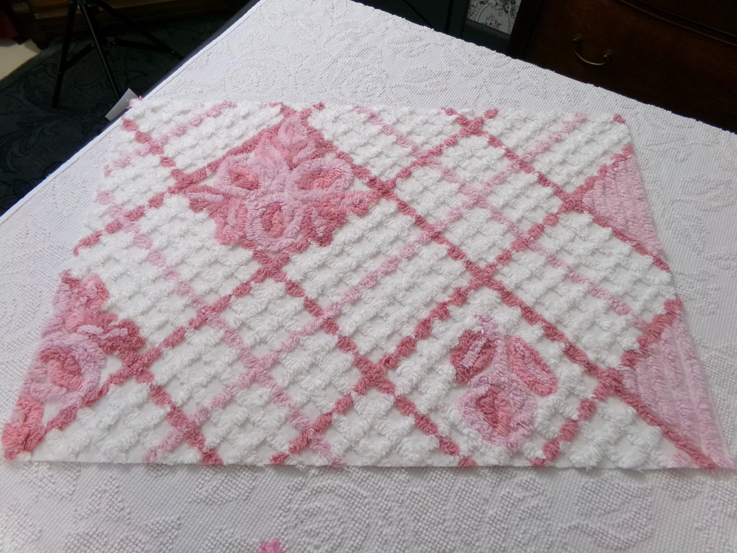 white & pink rose vintage chenille bedspread fabric, cottage chic quilt material, 18" x 25" piece