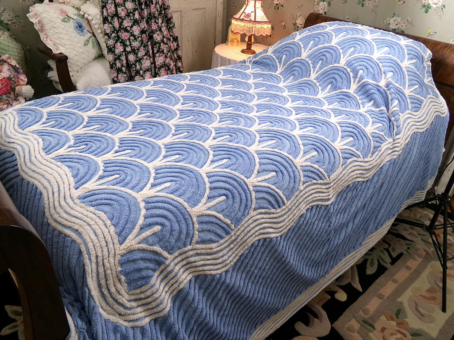 White & Blue Vintage Chenille Bedspread, Tidal Waves, Full Sz Shabby Seaside Cottage Style