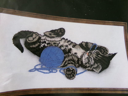 Cat Lovers Crewel Embroidery Kits Lot of 3 Kitty Themed Bucilla, Janlynn, Friends Creative Stitchery