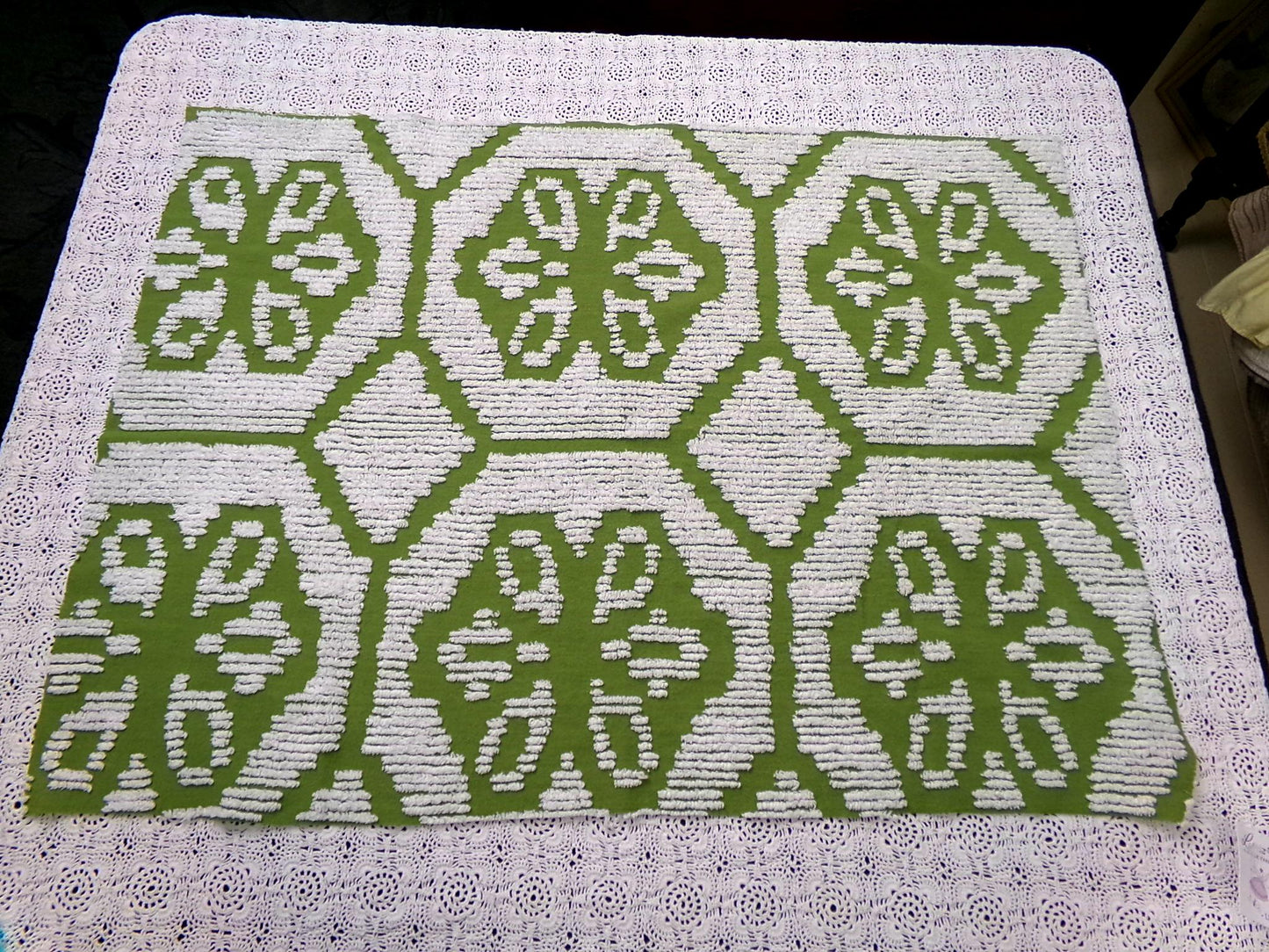 Boho Vintage Chenille Bedspread Fabric, 70s Green White Daisy 19x26" Lightweight Pc