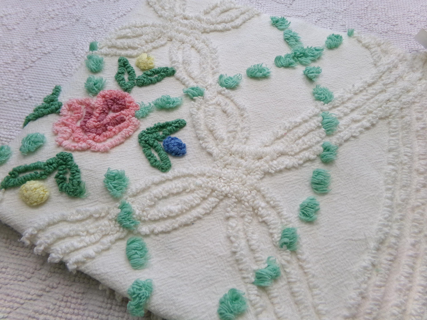 vintage chenille bedspread fabric cottage style pink rose jade green pops 26x22"