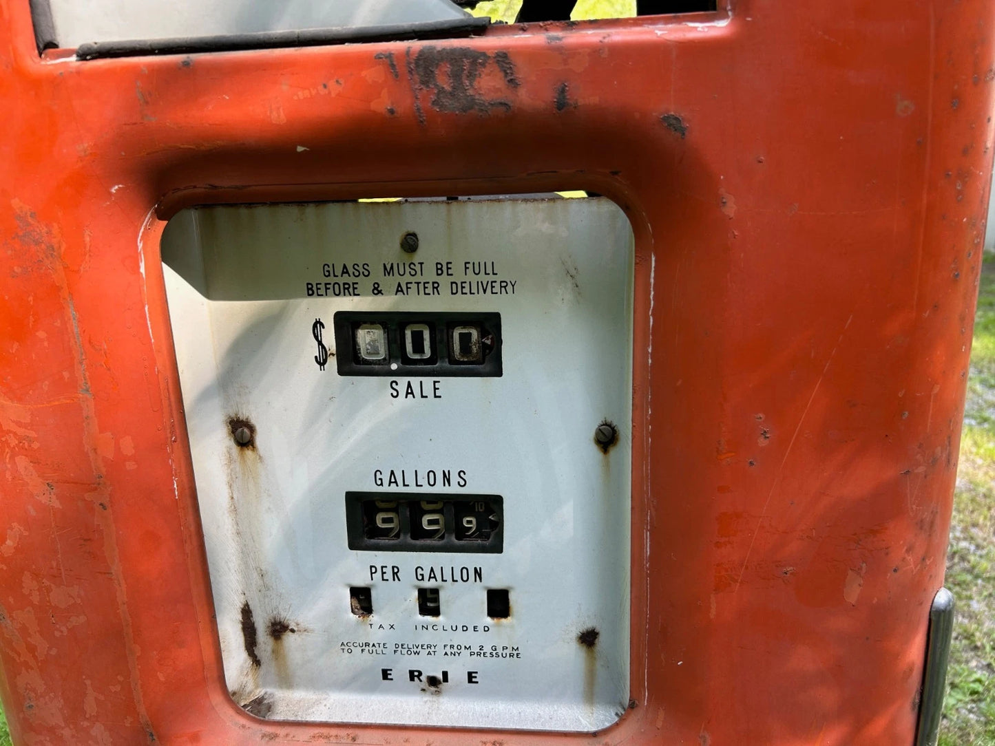 Vintage Erie Model 743 Gas Pump As-Found Barn Find Parts or Restoration LOCAL PICKUP ONLY - NO SHIPPING