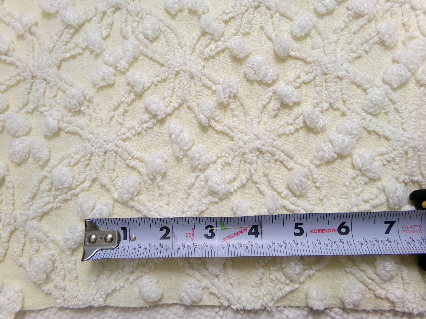 Vintage Chenille Bedspread Fabric Tufted Snowflake Starburst Bobble Design 20 x 24"