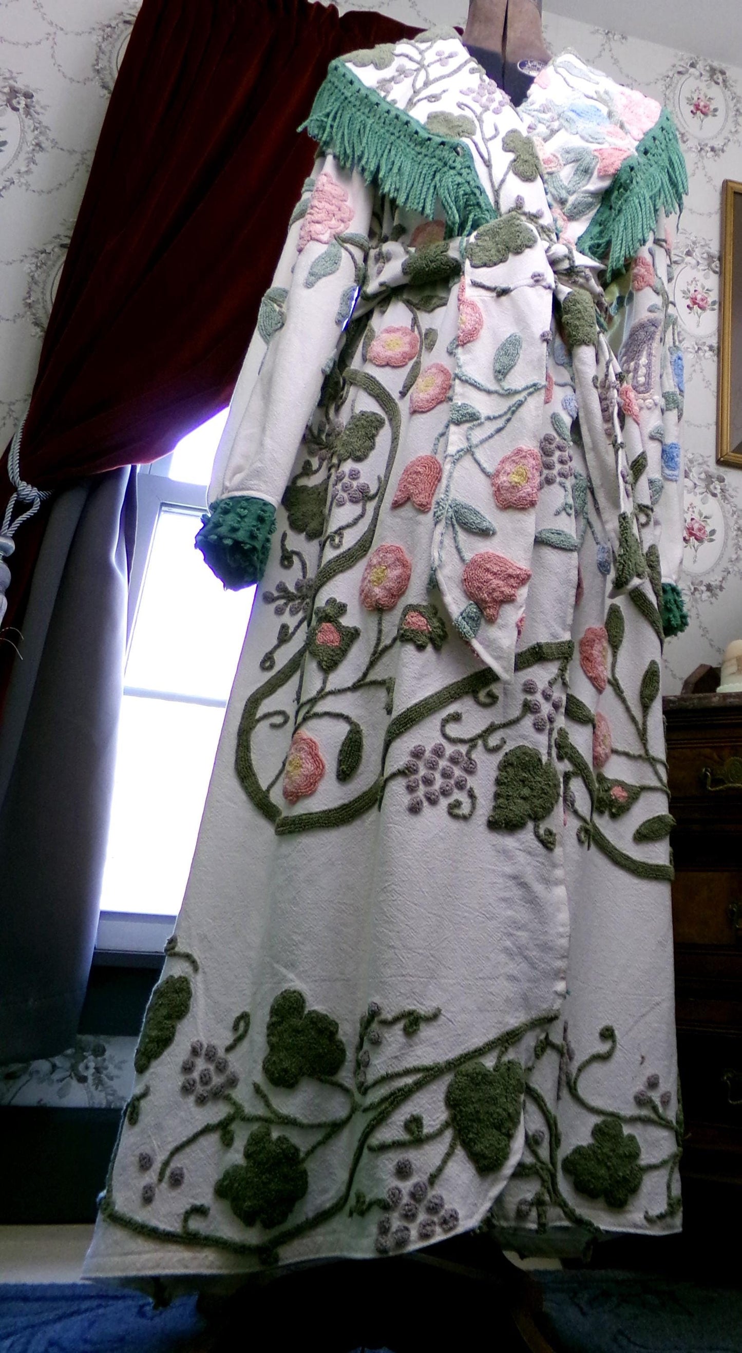 Shabby Distressed Vintage Chenille Robe, Victorian Style Costume Women's Bathrobe, M/L
