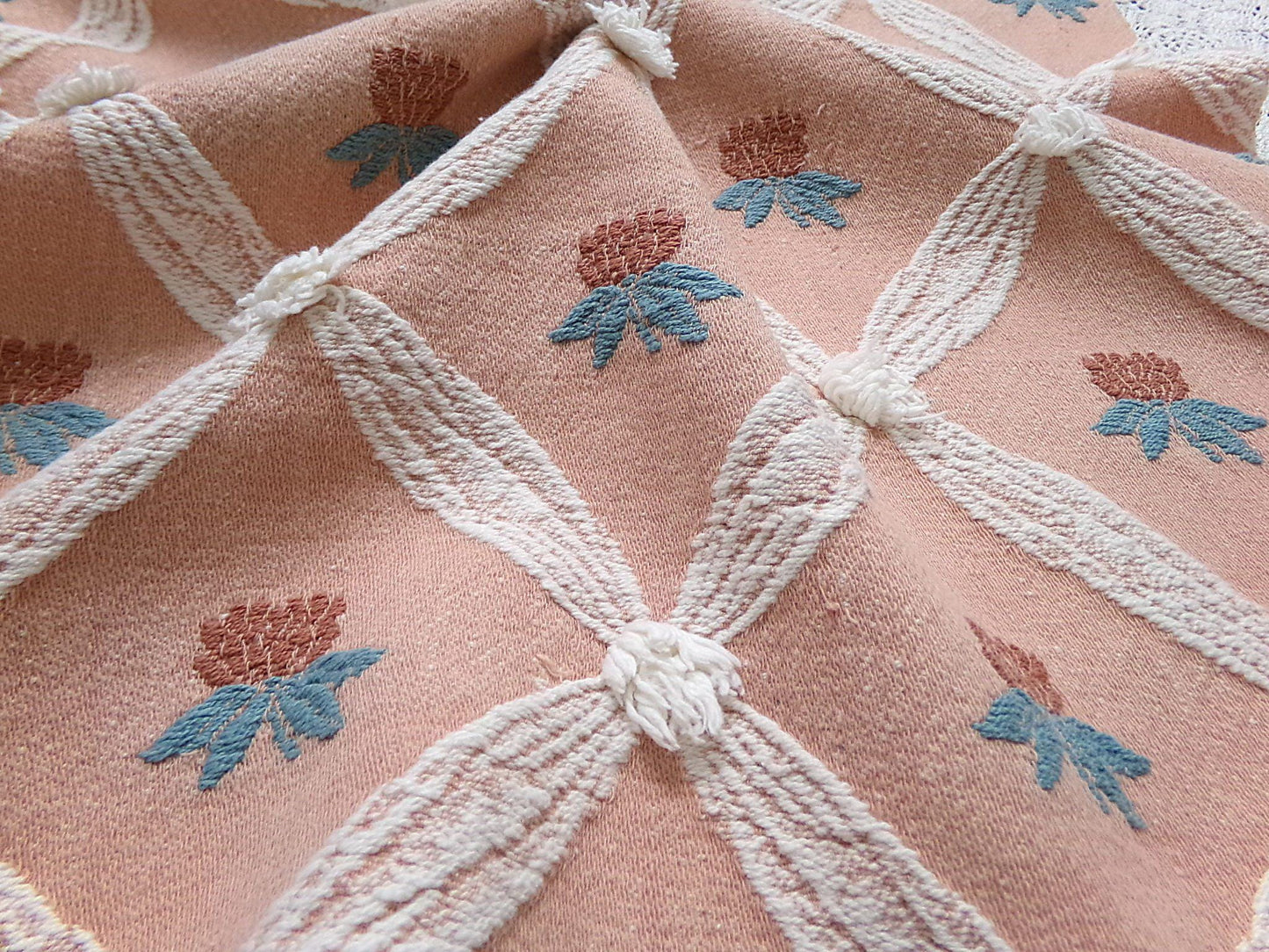 Pineapple Floral Vintage Woven Fabric Textured Chenille Button Design 23" x 20" Reversible