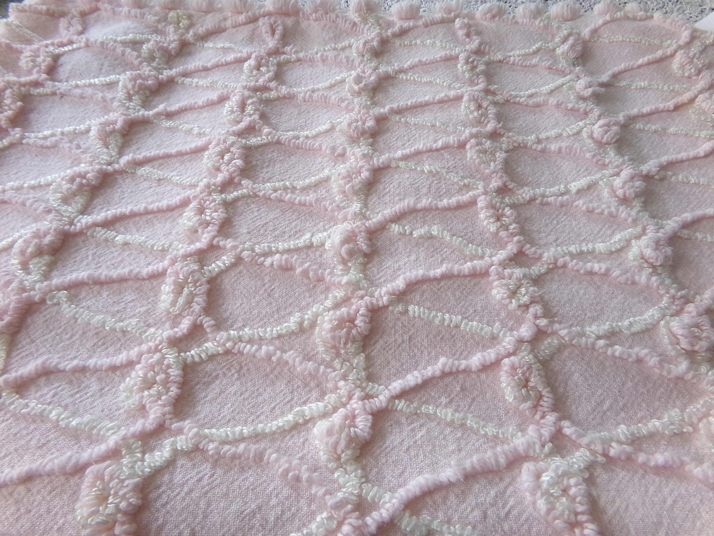 Webbed Eternity Knots Vintage Chenille Fabric Pastel Pink, Iridescent Vanilla Cream 18x25"