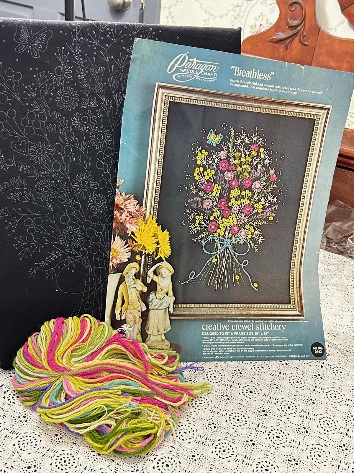 BREATHLESS Vintage Crewel Stitchery Kit, Boho Black Floral Paragon 0443 Embroidery