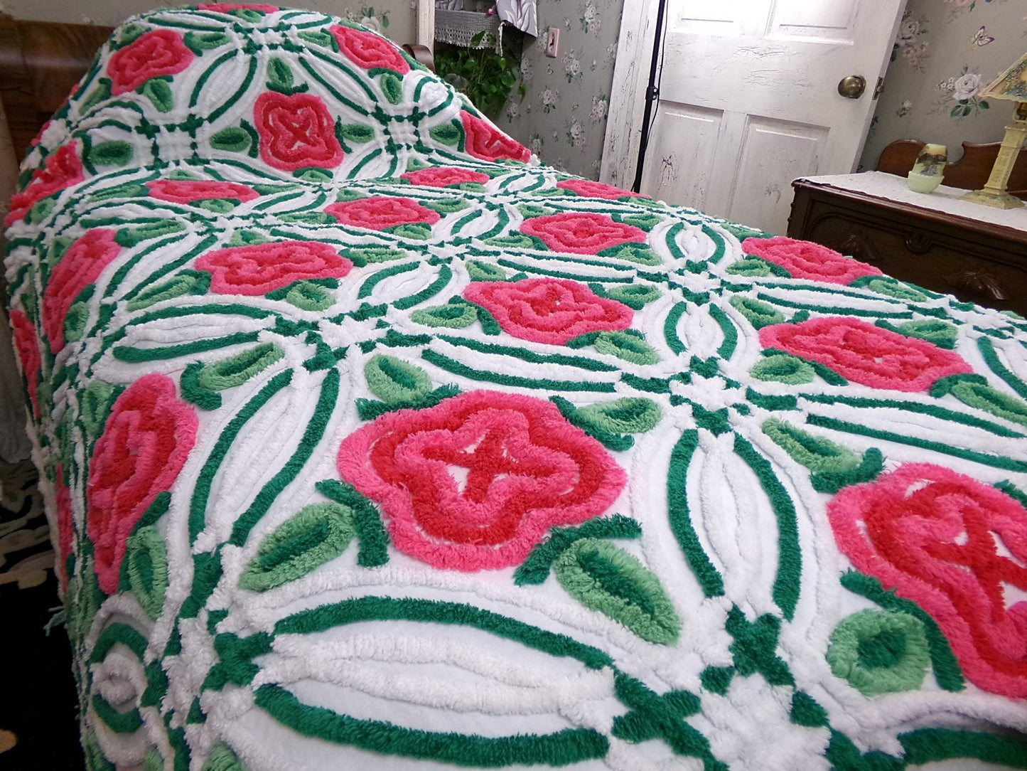 Shabby Rose Vintage Chenille Bedspread Tufted White Full Size 100% Cotton Bedding