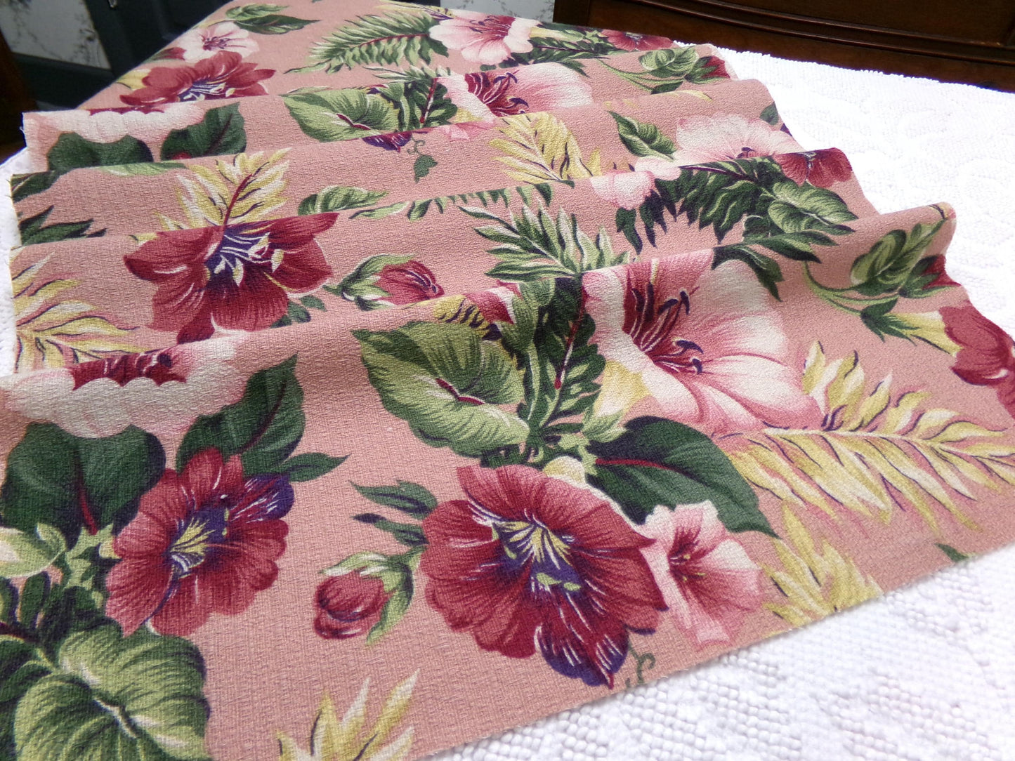 Vintage Barkcloth Fabric Mauve Tropical Hibiscus Floral Island Cottage Shabby 17x36"