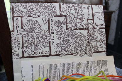 FLOWERS of the MONTH Vintage Crewel Embroidery Kit Floral Paragon Stitchery 0704