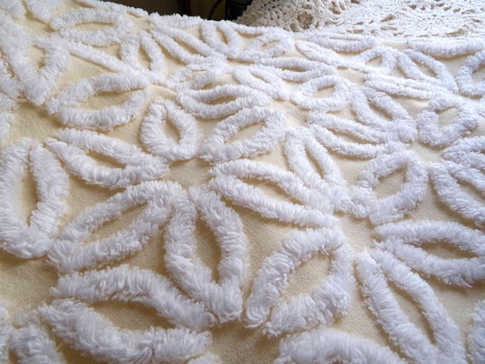 Vintage Chenille Fabric Piece, Gentle Golden Yellow & White Daisy, 24" x 20" inches, Pretty in Quilts, Pillows, Doll Blankets