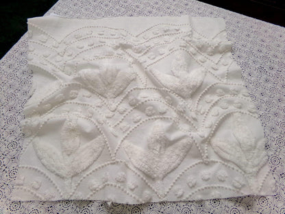 Vintage Chenille Fabric Dimensional Scallop Fan Leaf Design 22x23"