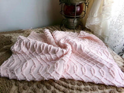 Chic Pink Eternity Links Vintage Chenille Fabric, 18x25" piece