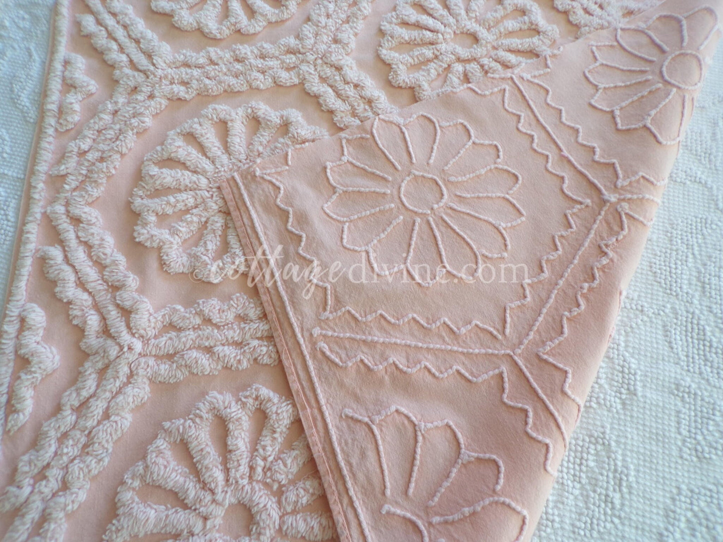 Romantic Daisy Iced Peach Vintage Chenille Quilt Fabric Piece, 31.5" x 22" inches
