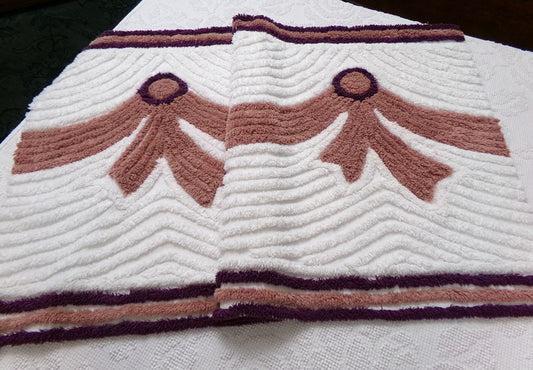 Double Swag Bows Vintage Chenille Bedspread Fabric, Luxurious Elegant Sewing Material, 20" x 35"