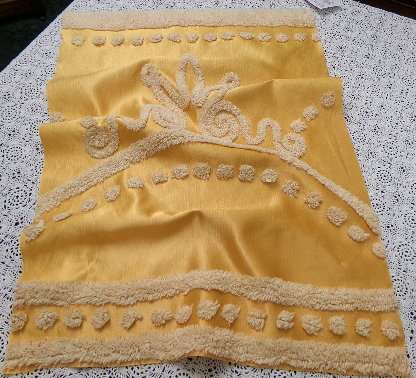 Shabby Gold Satin Vintage Chenille Tufted Fabric Swag Scroll 23x16"