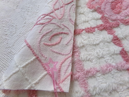 white & pink rose vintage chenille bedspread fabric, cottage chic quilt material, 18" x 25" piece