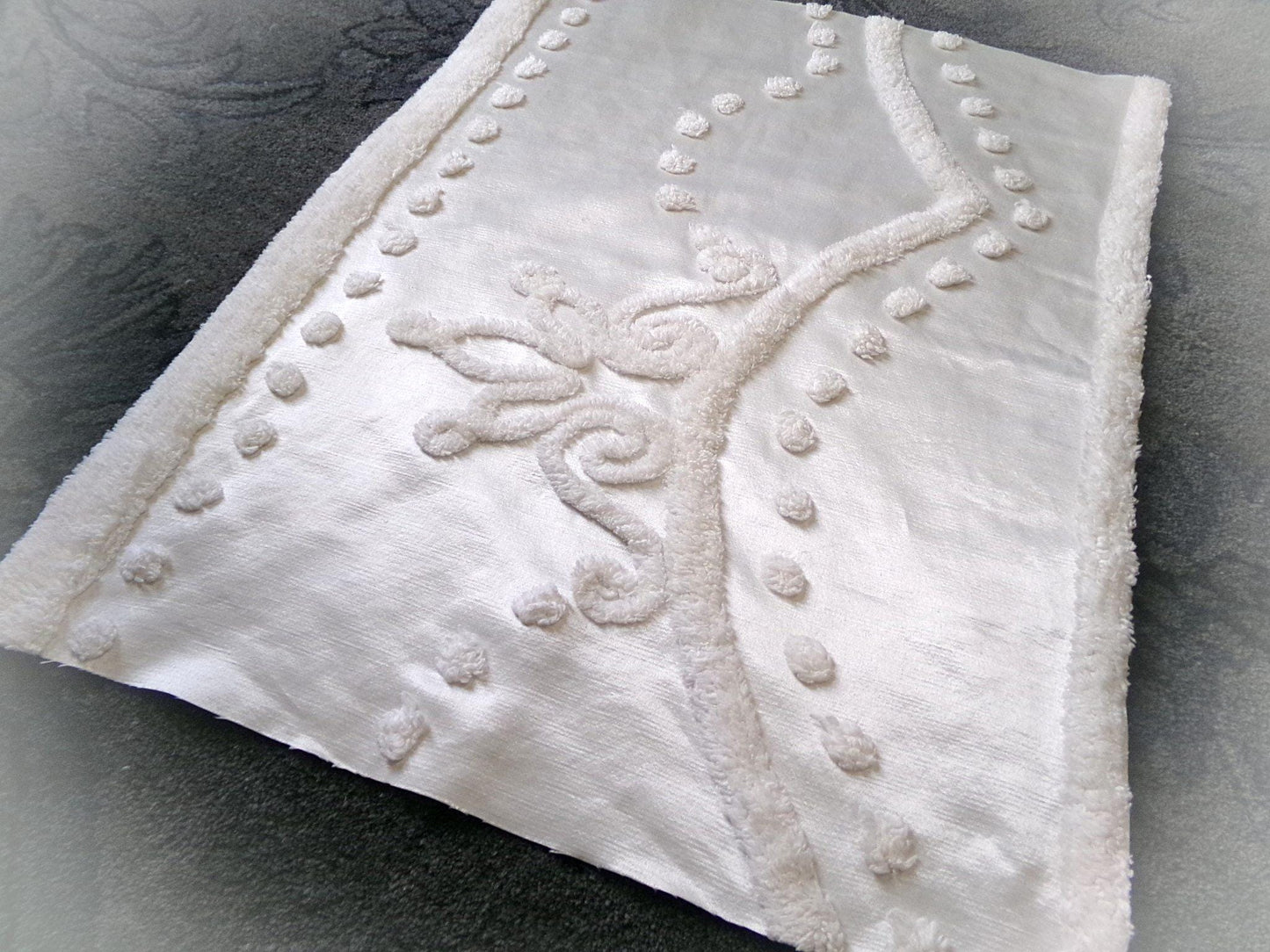 Tufted White Satin Vintage Chenille Bedspread Fabric, Shabby Romantic 19x24"