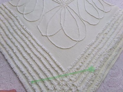 Vintage Illusion Chenille Fabric, Fascinating Webbed Design, 22" x 21" Piece Sewing Quilt Material