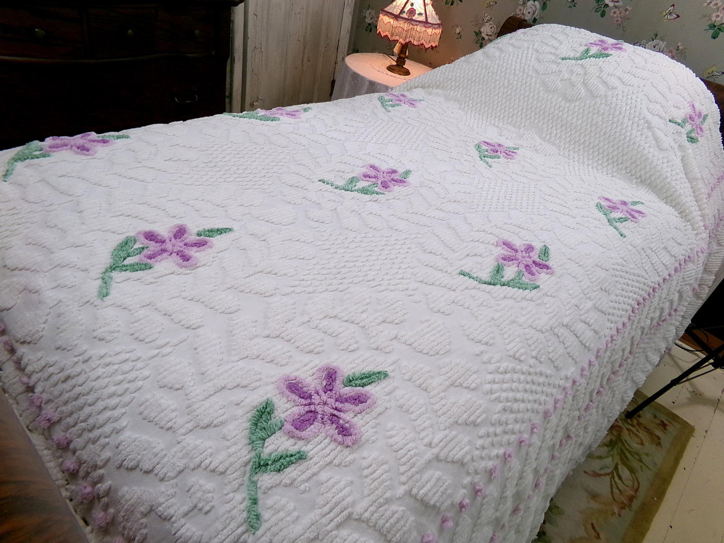 sculpted lilacs vintage white chenille bedspread, full size cotton summer cottage bedding