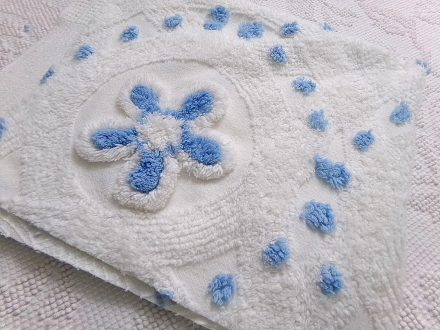 Boho Coastal Vintage Chenille Bedspread Fabric, Blue Circle Dot Flowers 24" x 20" Piece