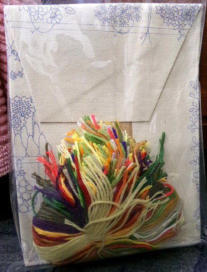 FARMER'S MARKET Vintage Crewel Embroidery Kit, Paragon Needlecraft Creative Stitchery 0223, Barbara Sparre 1970s Design