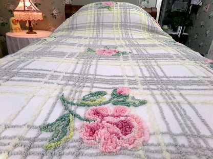 Vintage Pink Rose Chenille Bedspread Plaid Ruffled Shabby Chic Farmhouse Full Size