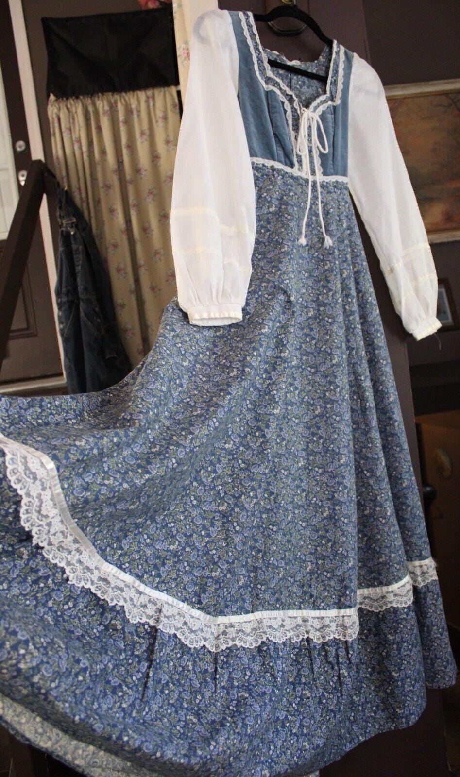 Vtg Gunne Sax Prairie Dress, Morning Glory Velvet Corset, Maxi Gown, S – Lilias Vintage Fabrics