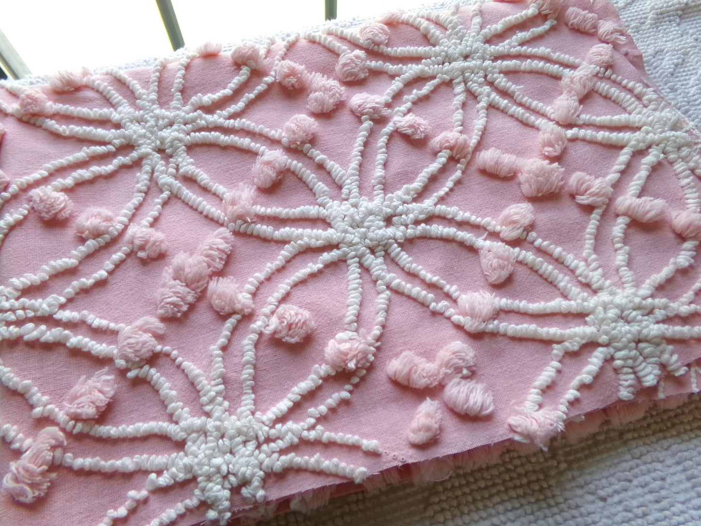 feminine pink vintage chenille bedspread fabric 18" x 24"quilt material