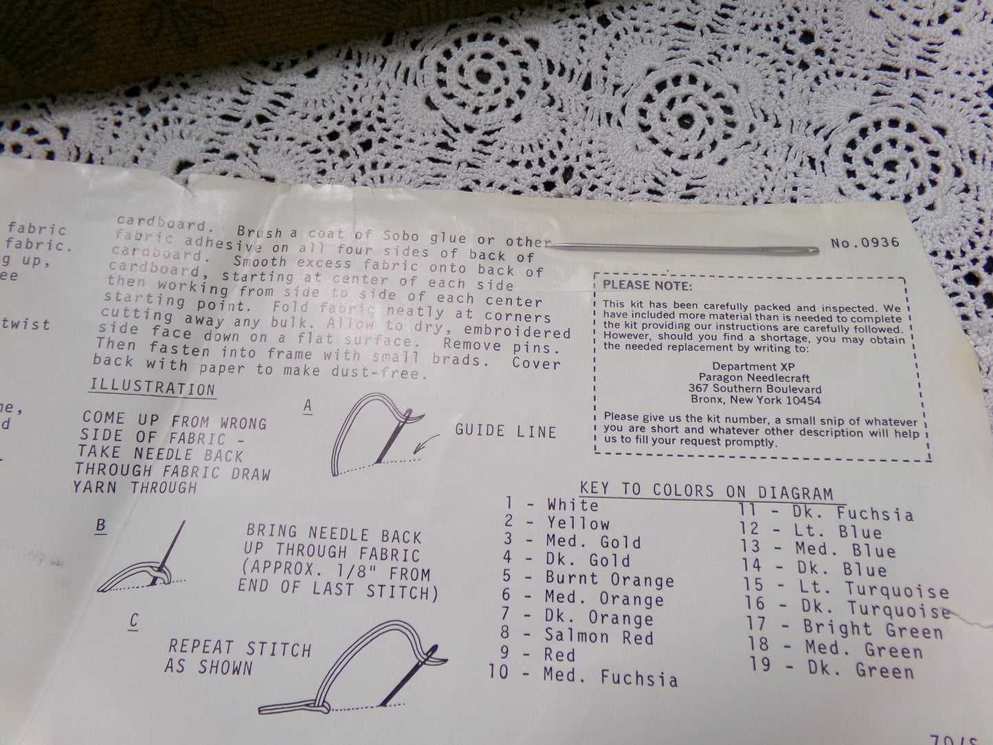 GOD BLESS Our PAD Crewel Embroidery Kit, Vintage Paragon Needlecraft 0936, Retro Boho Wall Art