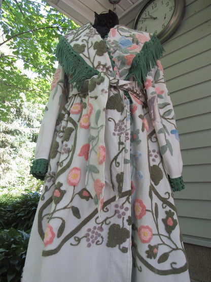 Shabby Distressed Vintage Chenille Robe, Victorian Style Costume Women's Bathrobe, M/L