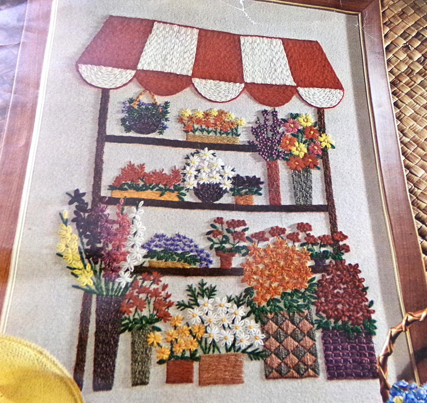 FLOWER STALL Vintage Crewel Embroidery Kit Paragon Needlecraft 0716 Boho Wall Art