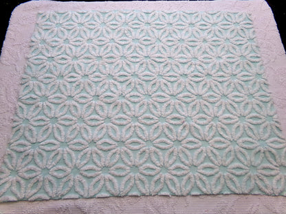 aqua & white daisy vintage chenille fabric, 20" x 24" piece of cottage style sewing quilt material