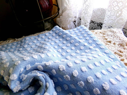 Vintage Chenille Bedspread Fabric Bubble White Pops Sky Blue 18x24" Quilt Material