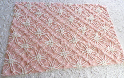 Pretty Peachy Pink Vintage Chenille Fabric Piece, Spider Ring Overtufted Pop Design, Pretty in Quilts & Pillows, 27" x 18" Sewing Material