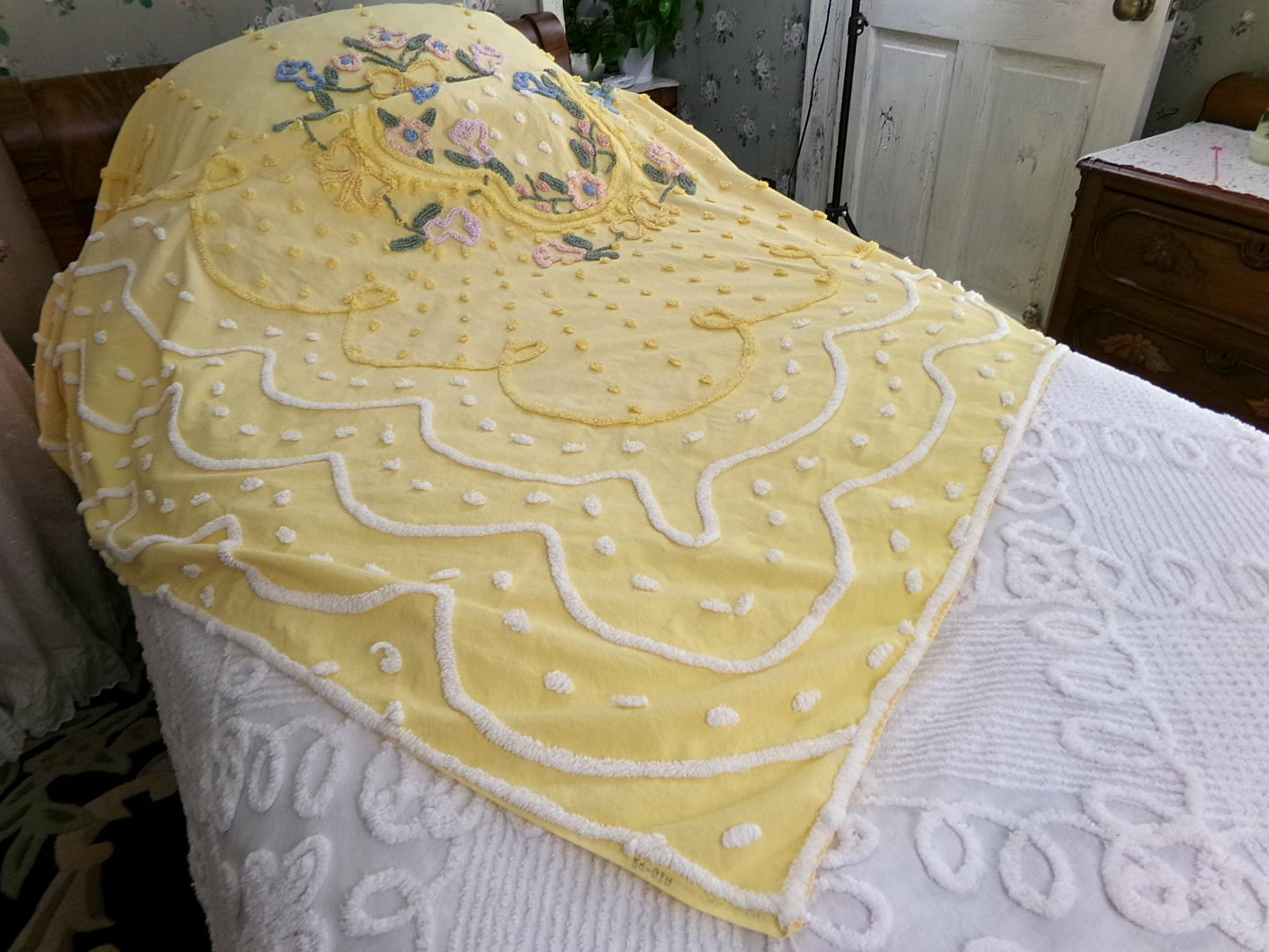 Sunny Floral Vintage Chenille Bedspread, Cotton Summer Coverlet, Twin Sz Bedding