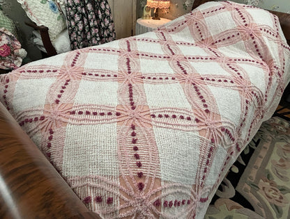 Pink Vintage Chenille Bedspread, Geometric Wedding Ring Dot Design, Full Size