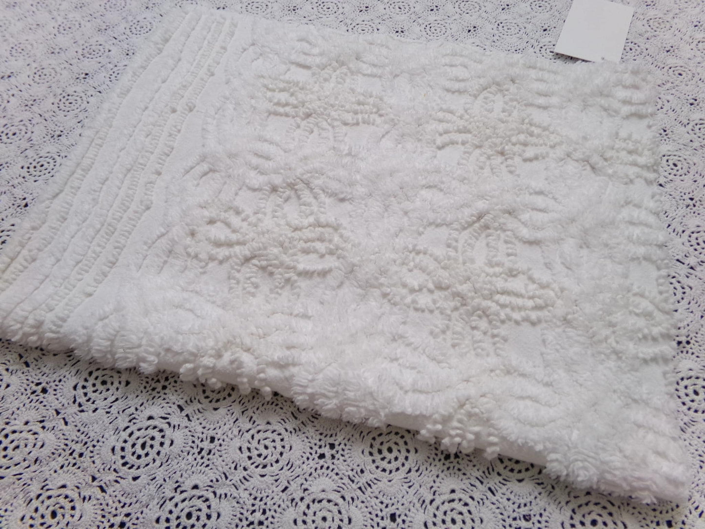 Vintage Chenille Bedspread Fabric 14.5x23" Contrast Needletuft Wedding Ring Stripe
